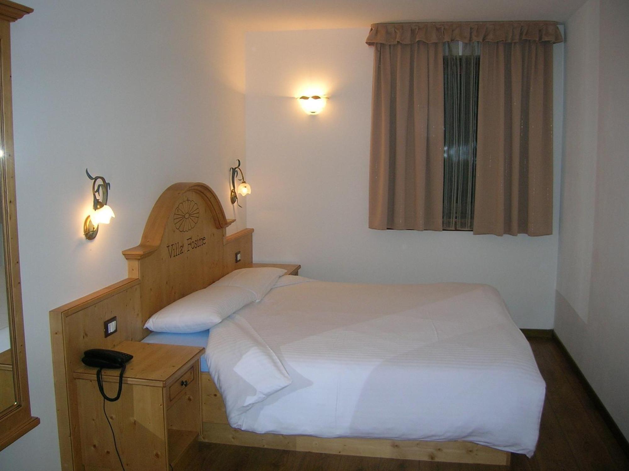 Hotel Villa Fosine Пинцоло Экстерьер фото